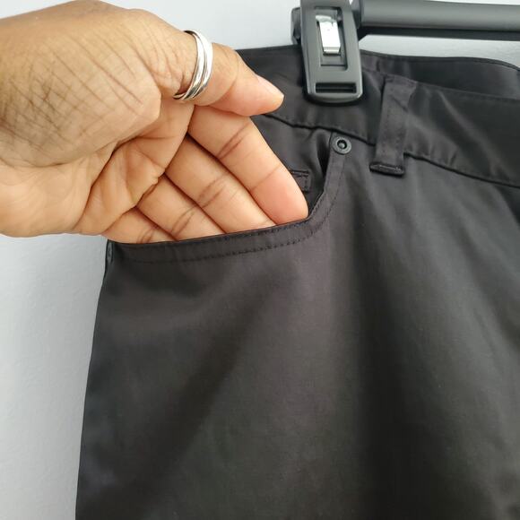 Simply Vera Vera Wang Black Satin Straight Leg Pants 16P - Picture 5 of 9